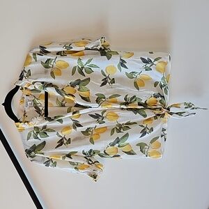 C by one Top, Size M